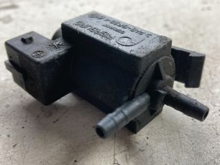 bontott BMW 3 E46 Turbó Vákum Szelep