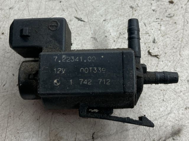 bontott BMW 3 E46 Turbó Vákum Szelep