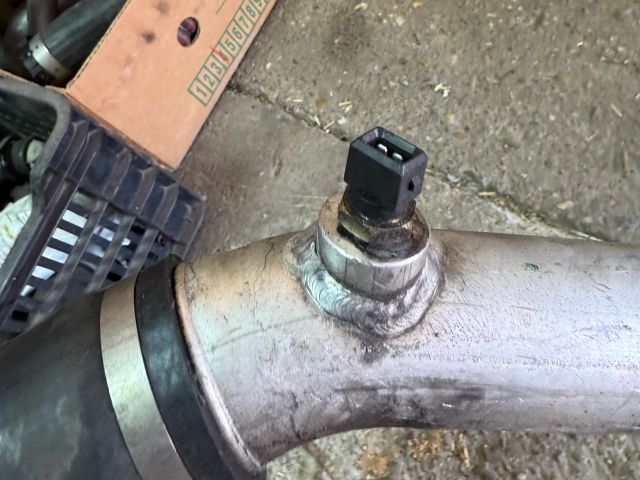 bontott BMW 3 E46 Turbócső