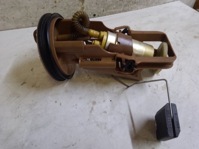 bontott BMW 3 E46 Üzemanyag Szivattyú