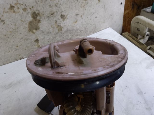 bontott BMW 3 E46 Üzemanyag Szivattyú