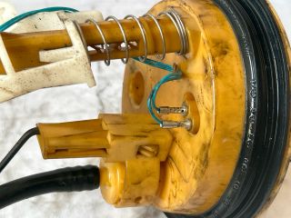 bontott BMW 3 E46 Üzemanyagszint Jeladó