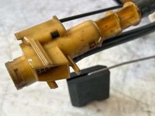 bontott BMW 3 E46 Üzemanyagszint Jeladó