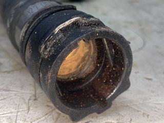 bontott BMW 3 E46 Vízcső