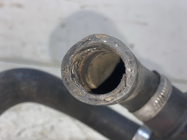 bontott BMW 3 E46 Vízcső