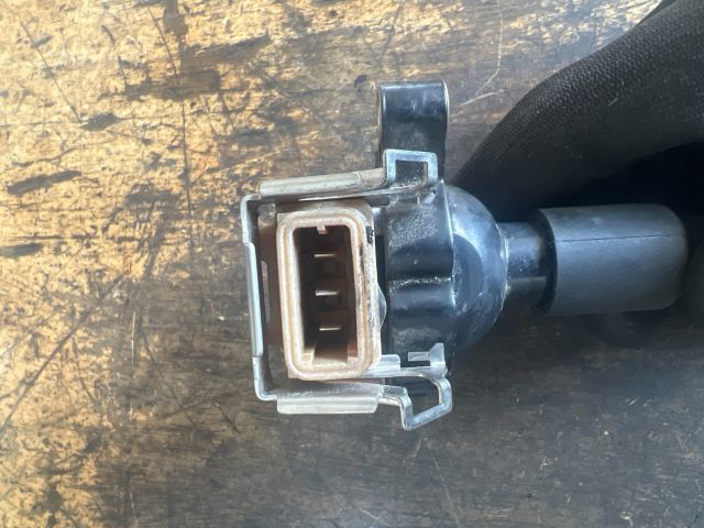 bontott BMW 3 E46 Gyújtótrafó