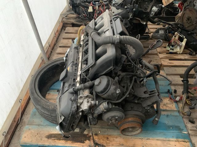 bontott BMW 3 E46 Komplett Motor (Segédberendezésekkel)