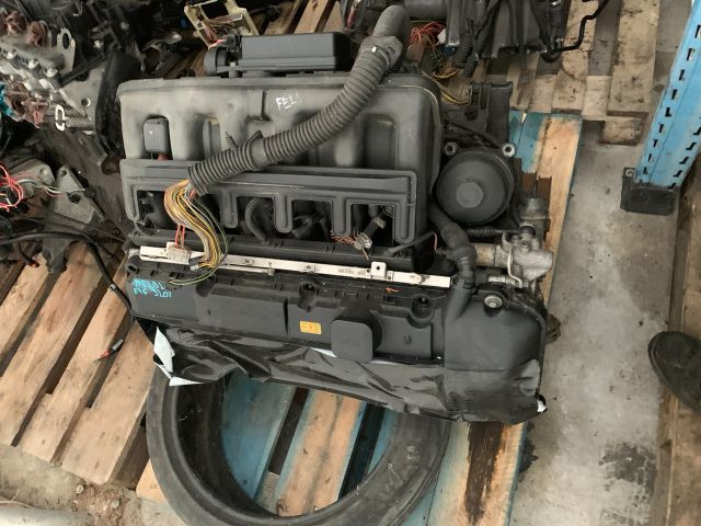 bontott BMW 3 E46 Komplett Motor (Segédberendezésekkel)