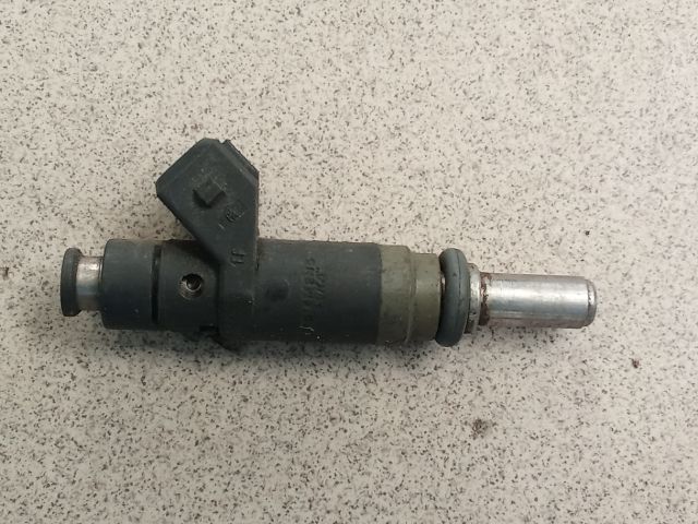 bontott BMW 3 E46 Porlasztó (1 db)