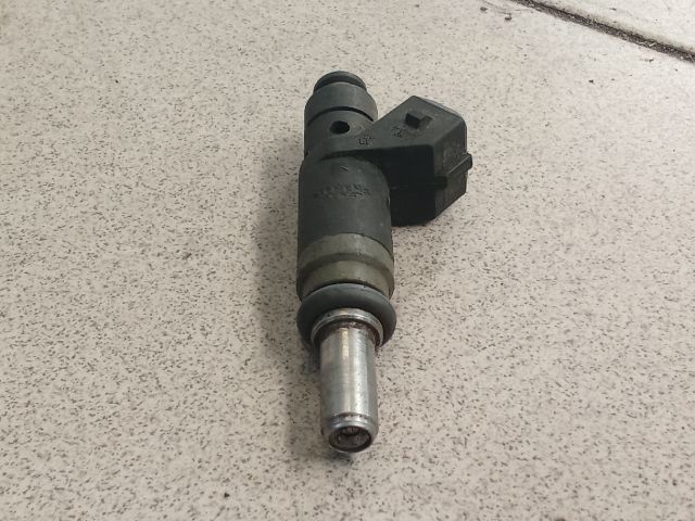 bontott BMW 3 E46 Porlasztó (1 db)