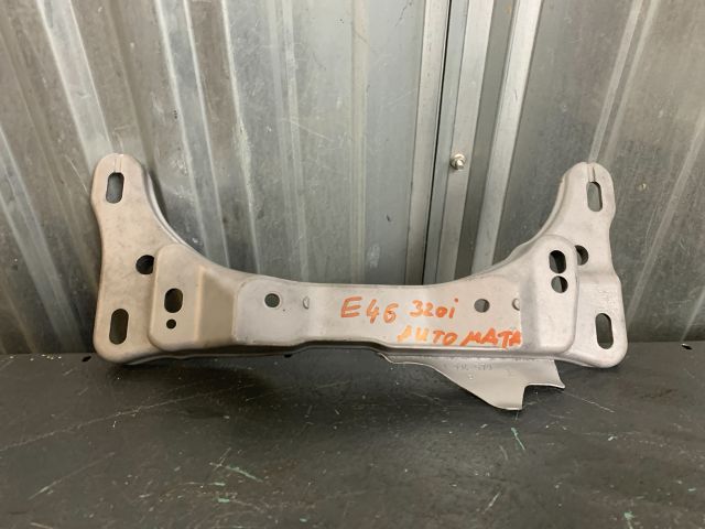 bontott BMW 3 E46 Váltó Tartó Bak (Pozíciófüggetlen)