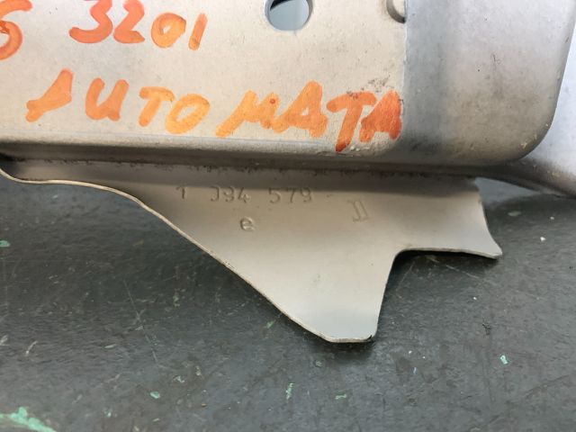 bontott BMW 3 E46 Váltó Tartó Bak (Pozíciófüggetlen)