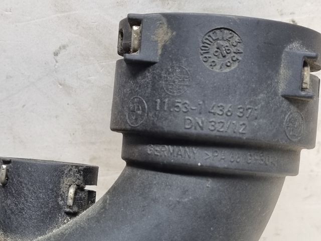 bontott BMW 3 E46 Vízcső