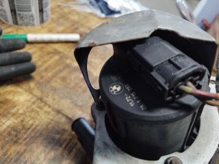 bontott BMW 3 E46 Szekunder Levegő Szivattyú