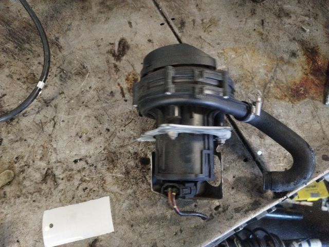 bontott BMW 3 E46 Szekunder Levegő Szivattyú