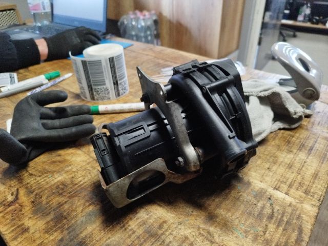 bontott BMW 3 E46 Szekunder Levegő Szivattyú