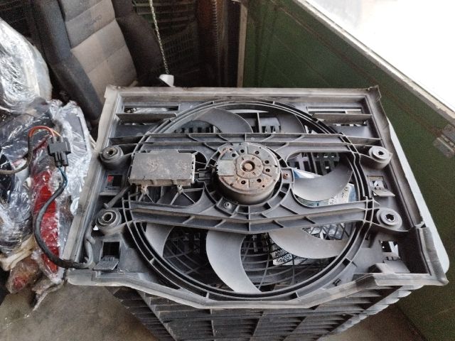 bontott BMW 3 E46 Hűtőventilátor