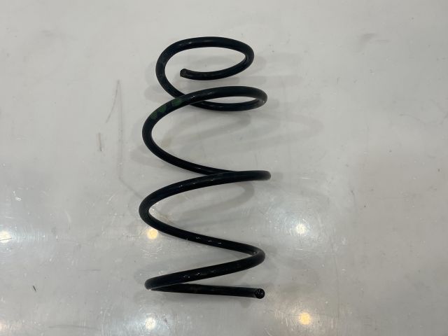 bontott BMW 3 E46 Első Rugó