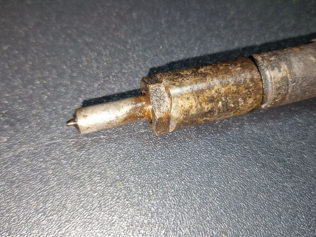 bontott BMW 3 E46 Porlasztó (1 db)