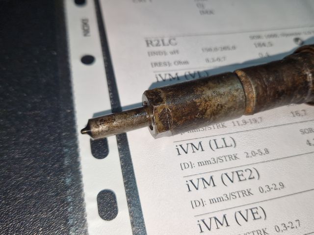 bontott BMW 3 E46 Porlasztó (1 db)