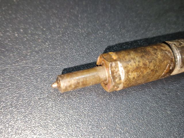 bontott BMW 3 E46 Porlasztó (1 db)