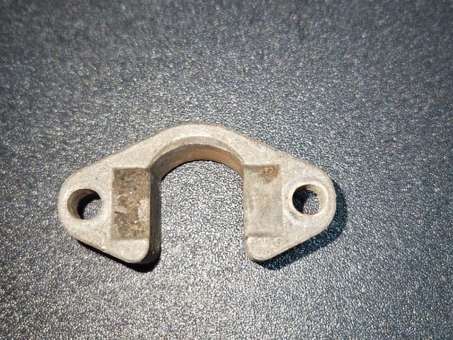 bontott BMW 3 E46 Porlasztó Lefogató