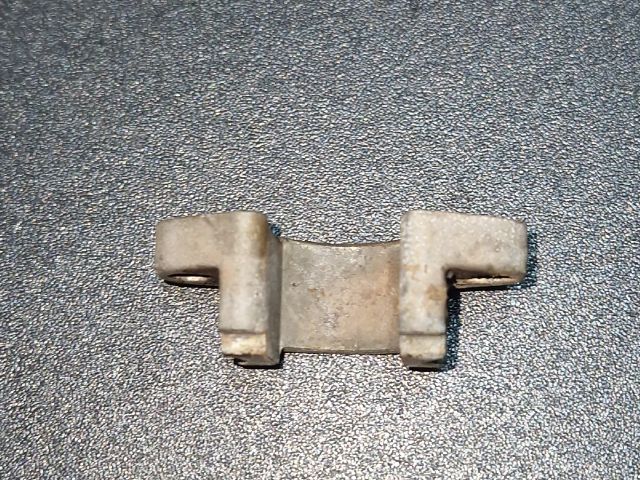 bontott BMW 3 E46 Porlasztó Lefogató