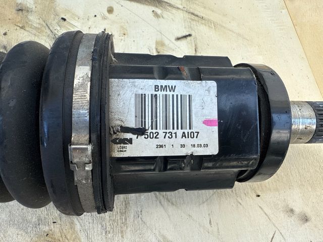 bontott BMW 3 E46 Bal Féltengely