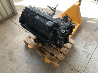 bontott BMW 3 E46 Motor (Fűzött blokk hengerfejjel)