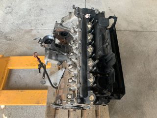 bontott BMW 3 E46 Motor (Fűzött blokk hengerfejjel)