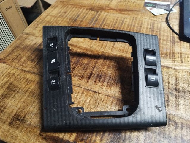 bontott BMW 3 E46 Ablakemelő Kapcsoló Négyes / Kettes