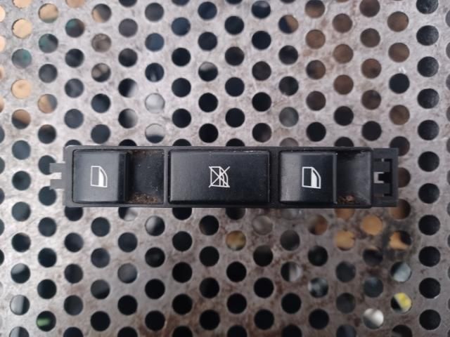 bontott BMW 3 E46 Ablakemelő Kapcsoló Négyes / Kettes