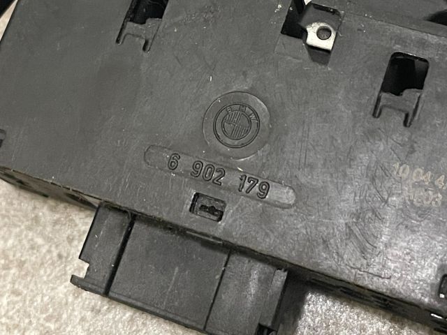 bontott BMW 3 E46 Ablakemelő Kapcsoló Négyes / Kettes