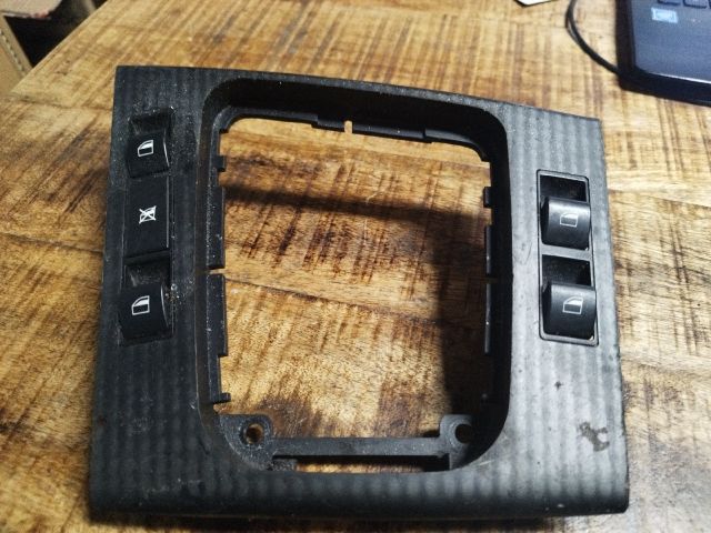 bontott BMW 3 E46 Ablakemelő Kapcsoló Négyes / Kettes
