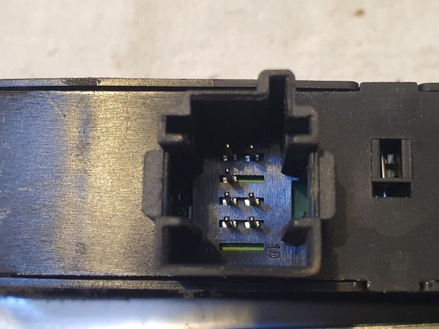 bontott BMW 3 E46 Ablakemelő Kapcsoló Négyes / Kettes