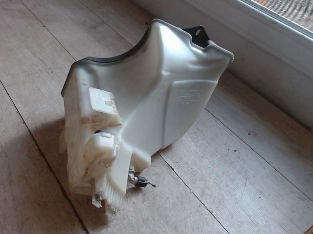 bontott BMW 3 E46 Ablakmosó Tartály