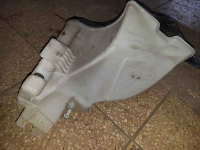 bontott BMW 3 E46 Ablakmosó Tartály