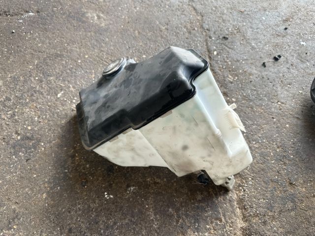 bontott BMW 3 E46 Ablakmosó Tartály