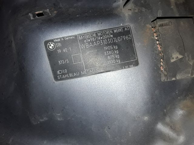 bontott BMW 3 E46 Akkumulátor Saru Elektronikával