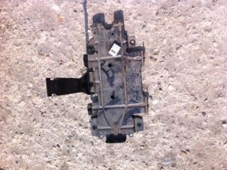 bontott BMW 3 E46 Akkumulátor Tartó