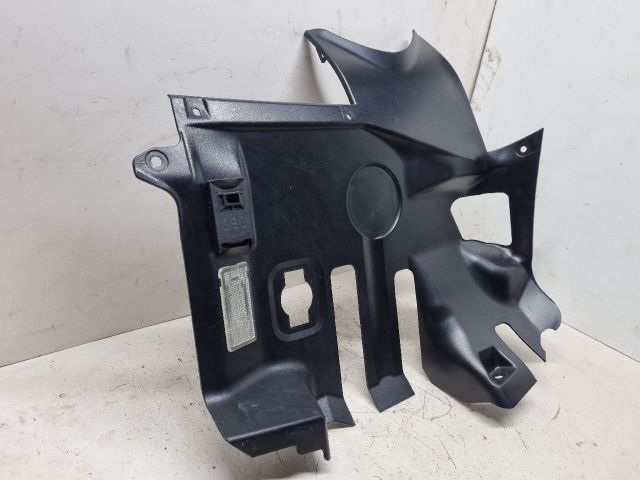 bontott BMW 3 E46 Alsó Kormányoszlop Burkolat