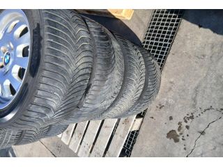 bontott BMW 3 E46 Alufelni Szett Gumival