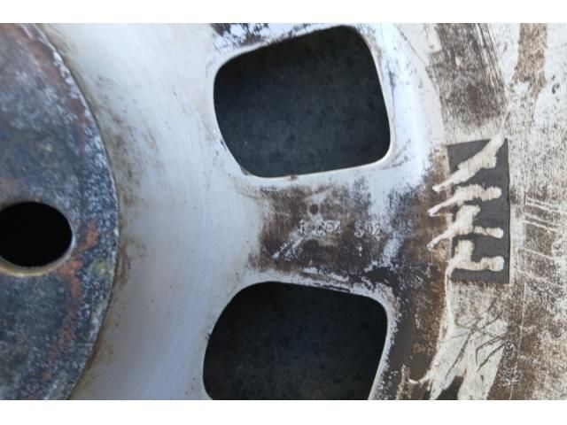 bontott BMW 3 E46 Alufelni Szett Gumival