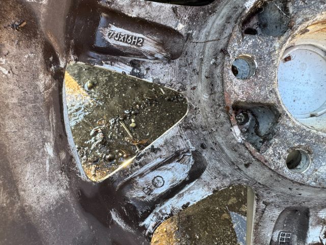 bontott BMW 3 E46 Alufelni Szett