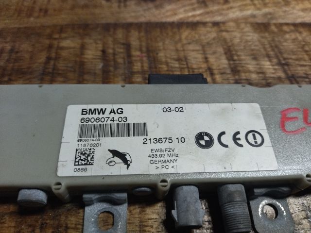 bontott BMW 3 E46 Antenna Erősítő