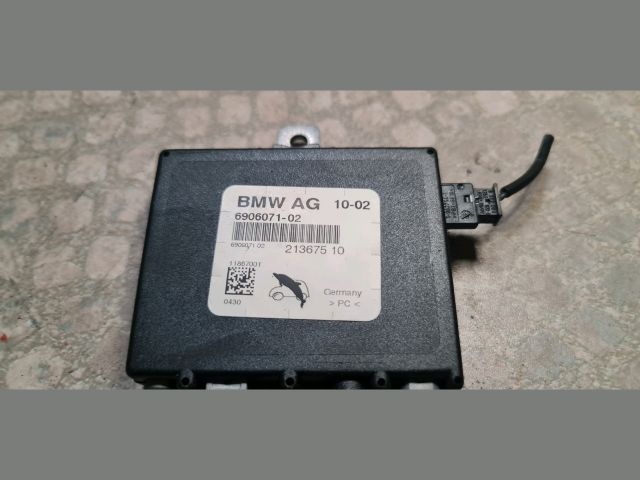 bontott BMW 3 E46 Antenna Erősítő