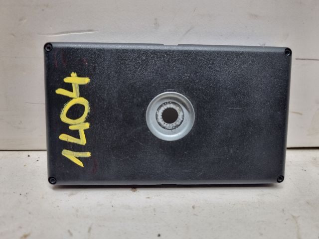 bontott BMW 3 E46 Antenna Erősítő