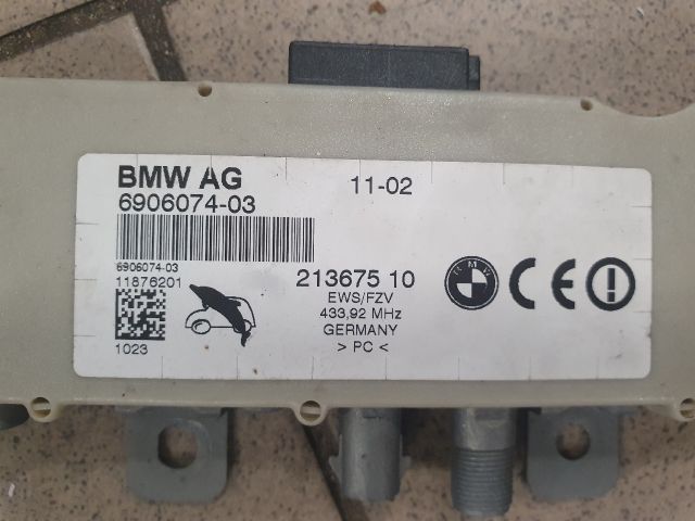 bontott BMW 3 E46 Antenna Erősítő