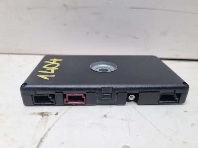 bontott BMW 3 E46 Antenna Erősítő