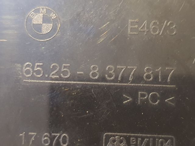 bontott BMW 3 E46 Antenna Erősítő